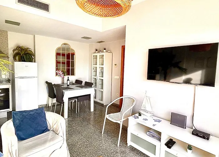 Beach&pool, Boutique With Free Parking, Full Equipped In Fenals