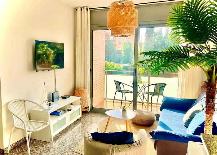 Апартаменти Beach&pool, Boutique With Free Parking, Full Equipped In Fenals Льорет-де-Мар