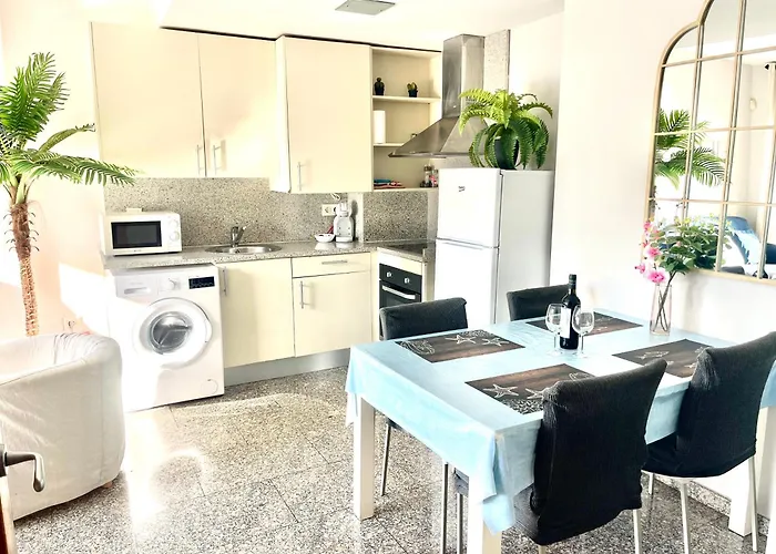 Beach&pool, Boutique With Free Parking, Full Equipped In Fenals Apartament *