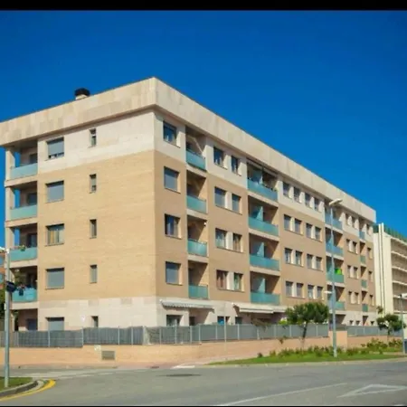 Beach&pool, Boutique With Free Parking, Full Equipped In Fenals شقة