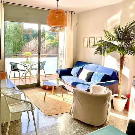 Apartment Beach&pool, Boutique With Free Parking, Full Equipped In Fenals