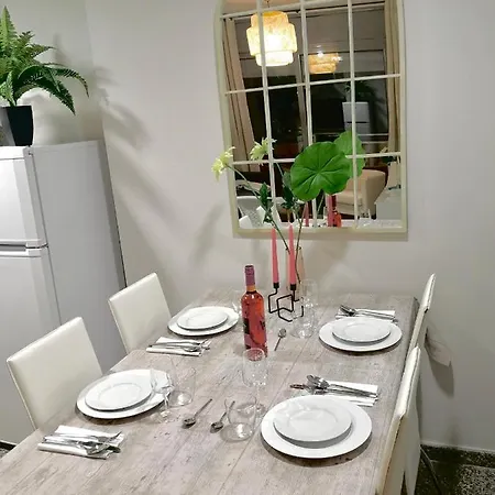 Beach&pool, Boutique With Free Parking, Full Equipped In Fenals 公寓 *